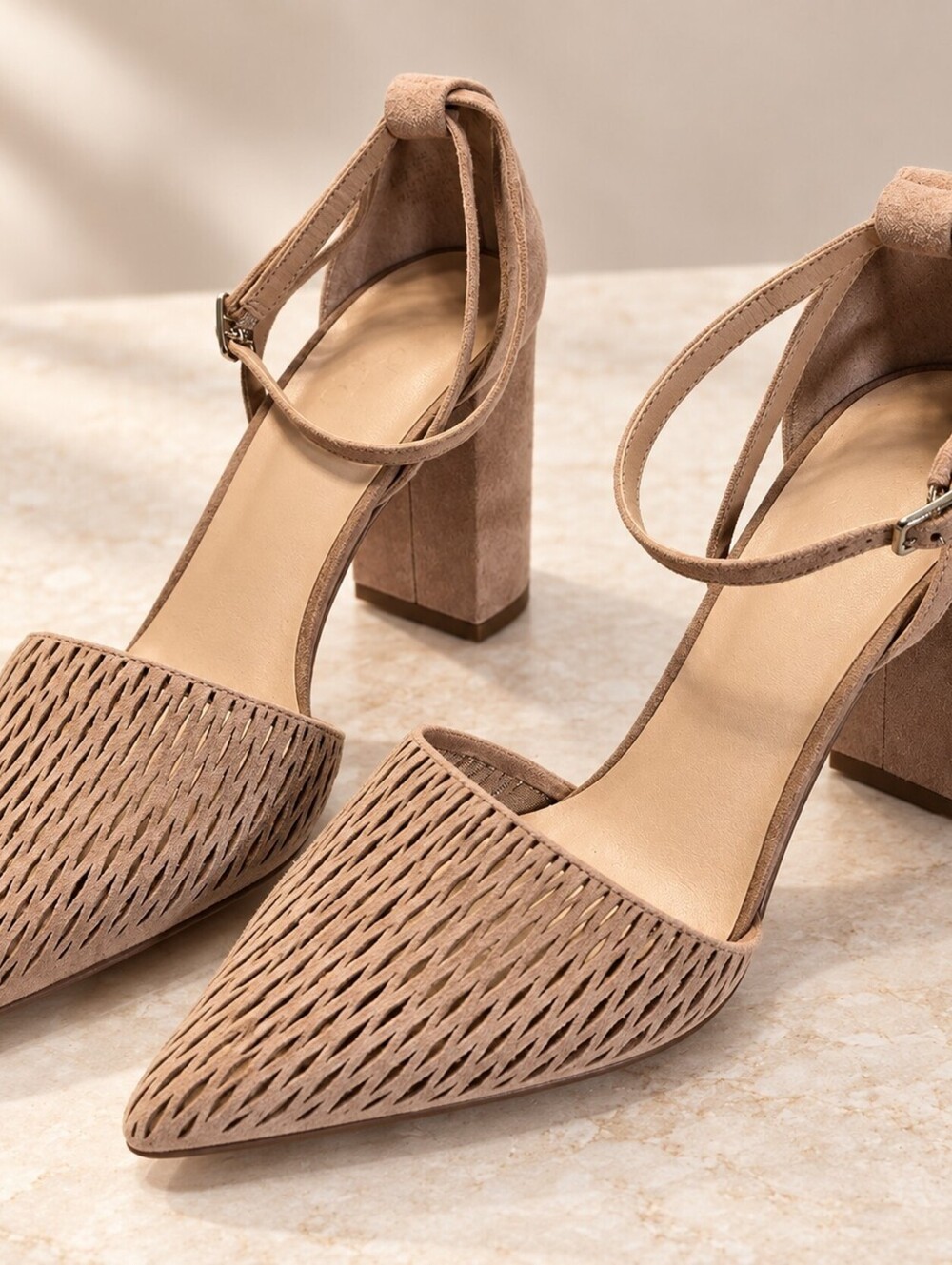 Franco Sarto Blush Suede Laser-Cut Pointed Toe Ankle Strap Block Heels 7.5M Pump